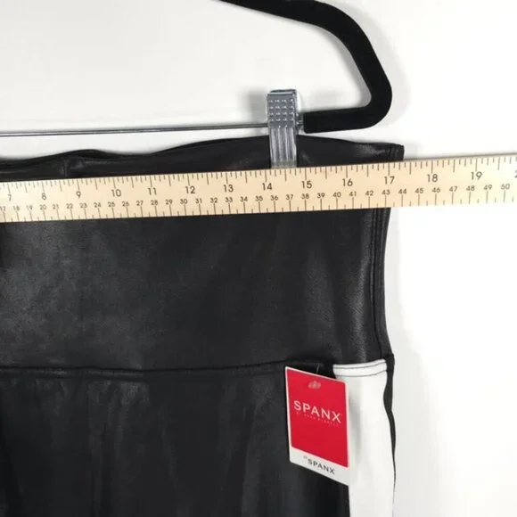 NWT‎ SPANX Shine Black Faux Leather White Stripe Legging 20187P PLUS Size 3X